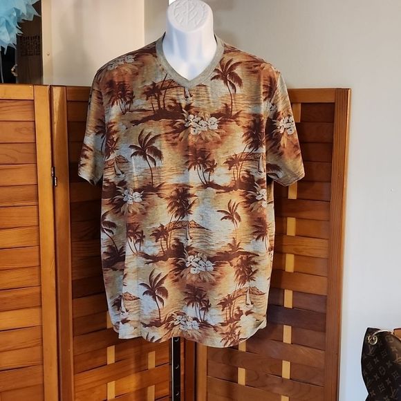 No Boundaries Other - Men's tropical design TShirt